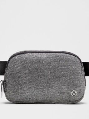 lululemon athletica Glitter Everyday Belt Bag
